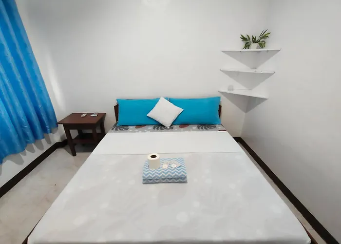 Love Vega Hometel El Nido near Beach