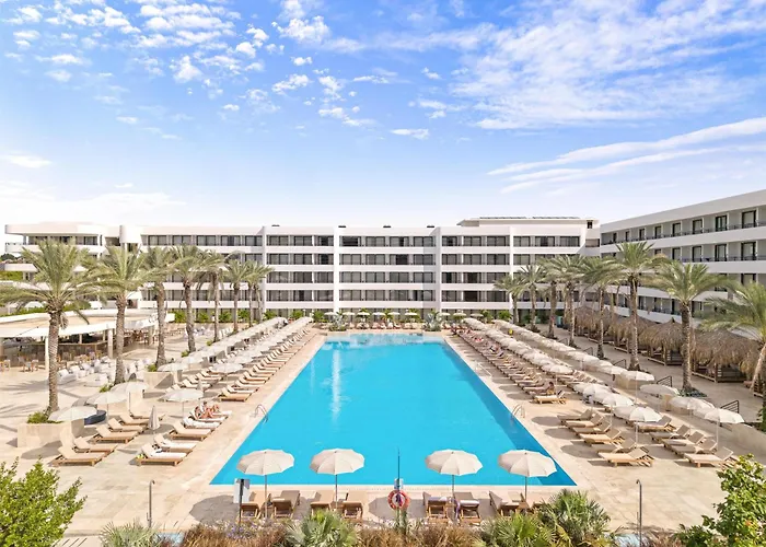 The Rif At Mangrove Beach Corendon Curacao All-Inclusive, Curio By Hilton