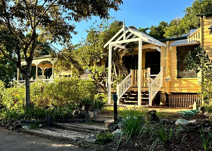 Noosa Hinterland Escape