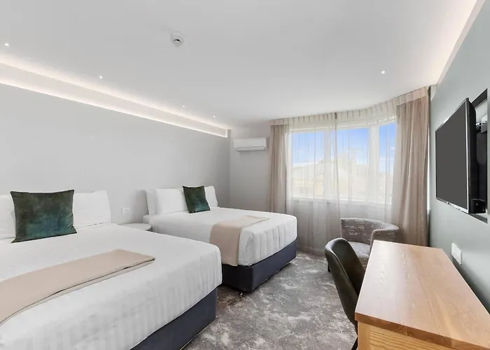 Hotel Elms Christchurch, An Ascend Collection Hotel