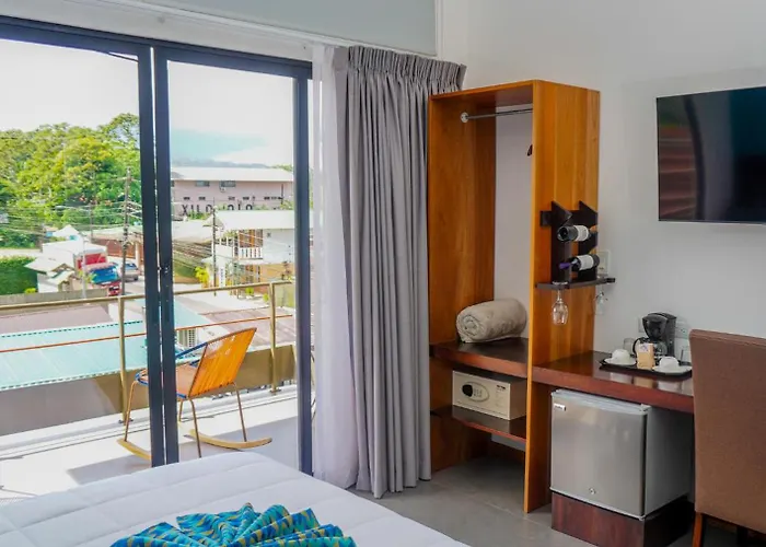 La Fortuna Lodge By Treebu Hotels