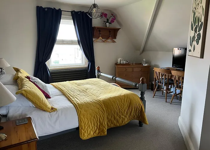 Overdale Guesthouse And Free Parking