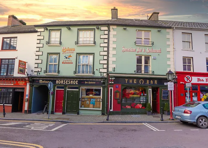 Behan'S Horseshoe Bar & Restaurant
