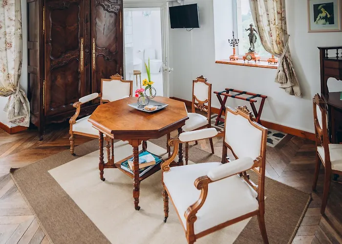 Chateau De Kervoazec - Chambres D'Hotes
