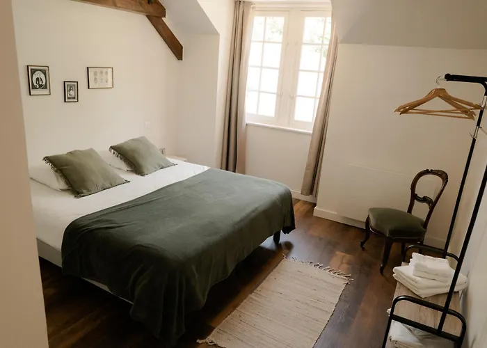 Bed and Breakfast Abbaye De Blanchelande à Neufmesnil