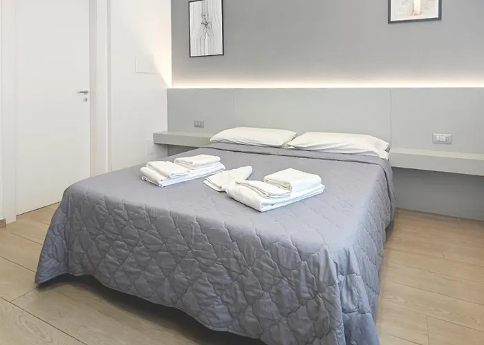 Bed and Breakfast The Superhost - Il Lux Crotone