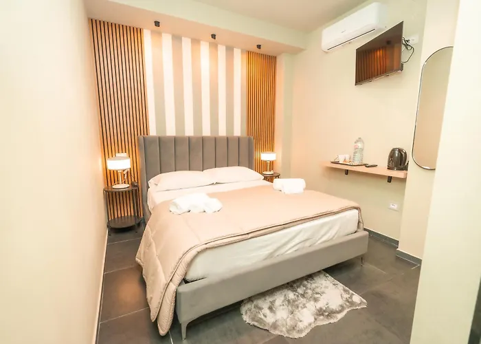 Noah Gate Hotel & Suites