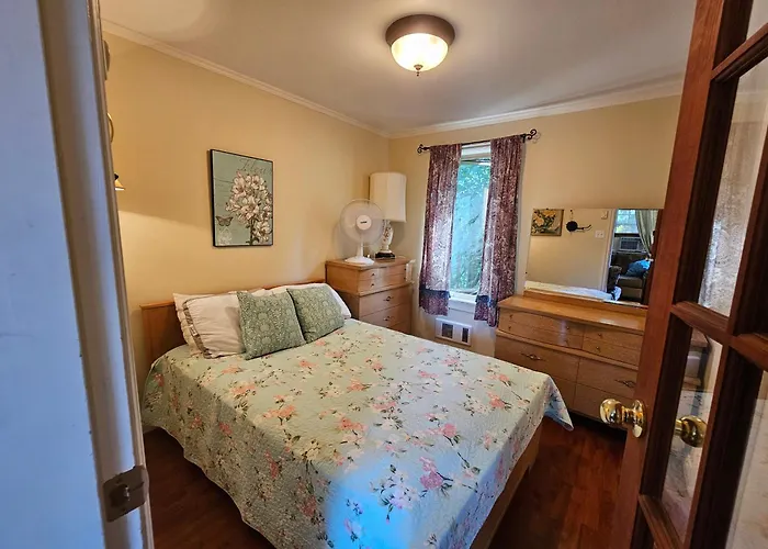 Woodside Inn