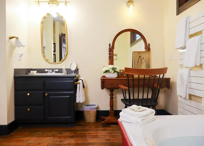 Stonecroft Country Inn