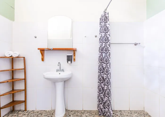 Bed and Breakfast Casa Marimba La Laguna