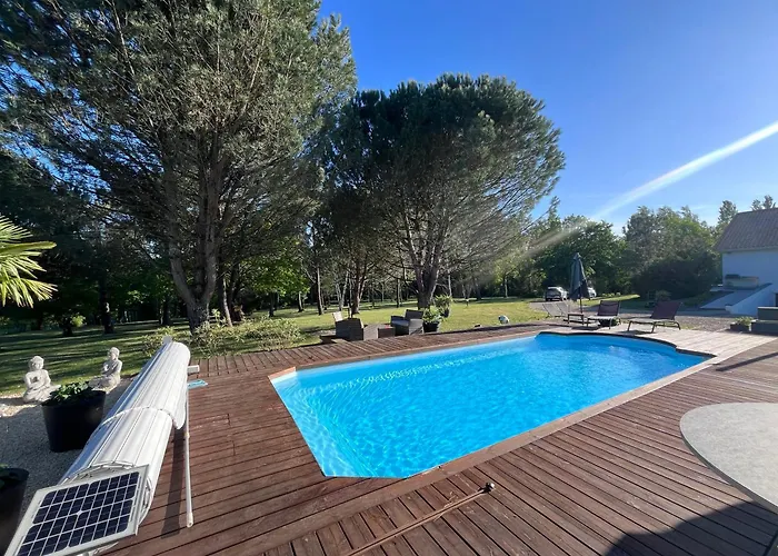 Bed and Breakfast Les Pins Perdus à Saint-Ciers-d'Abzac
