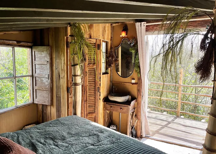 Bamboo Lodge