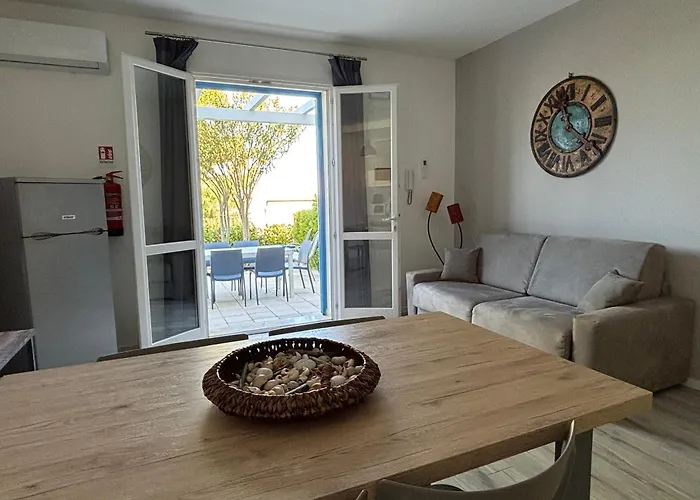 CALA AZZURRA MACARI Bed&Breakfast&Holidays House