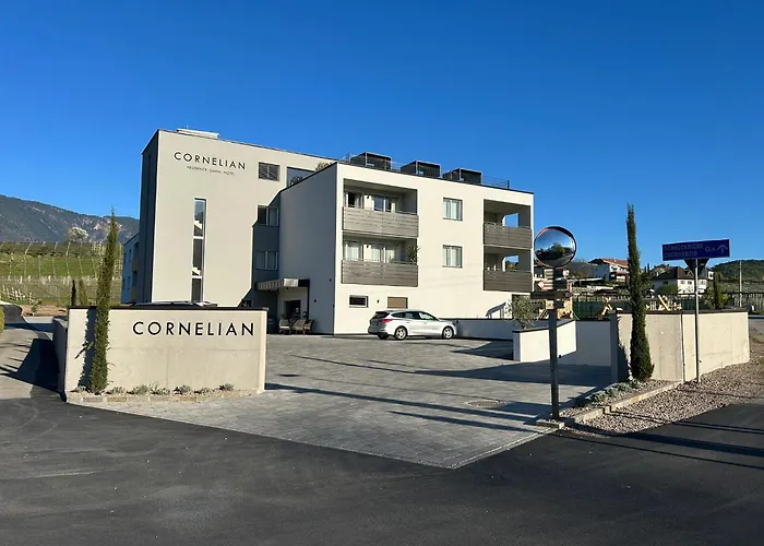 Hotel Cornelian Suites & Rooms