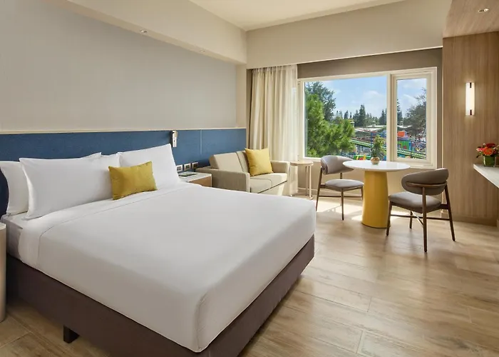 Taal Vista Hotel