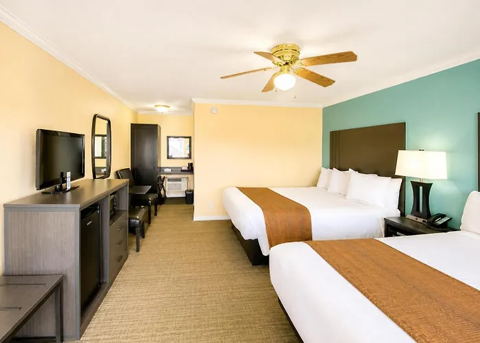 Rockview Inn And Suites