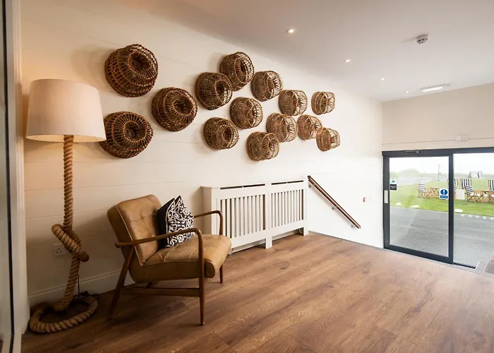Beach House Hotel