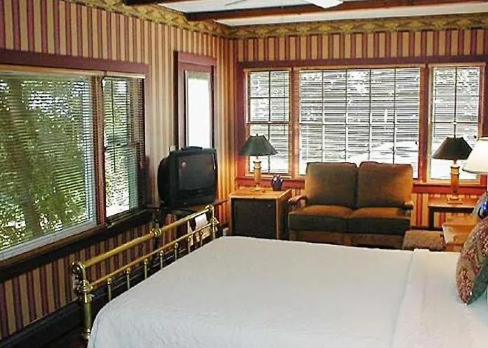 Snug Cottage