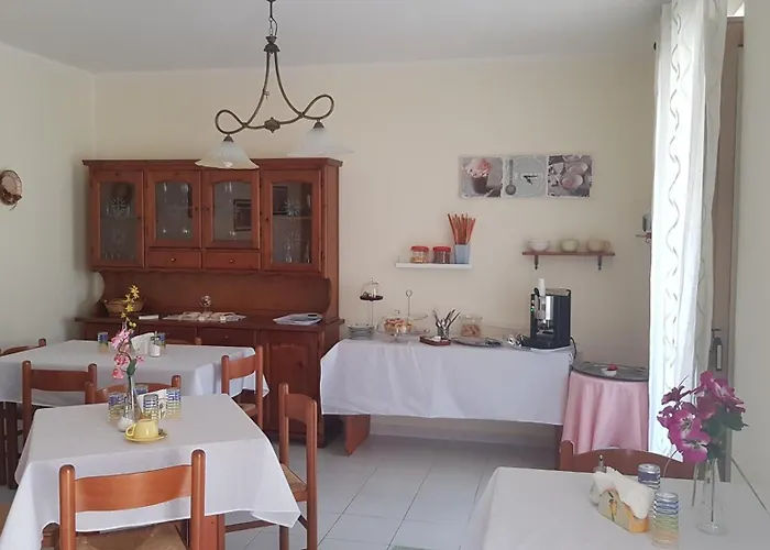 Bed and Breakfast The Artists Acireale