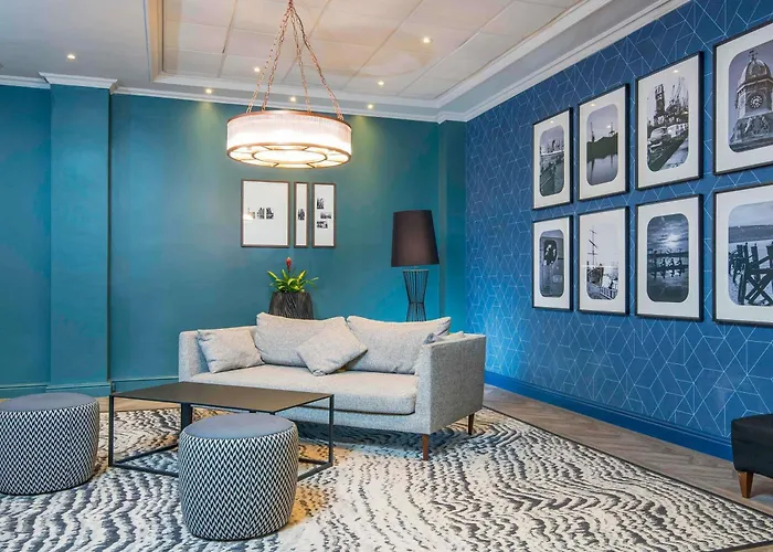 Mercure Cardiff North Hotel