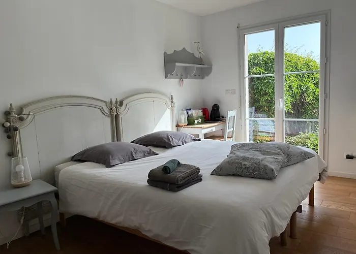 Homes d opale, Caroline