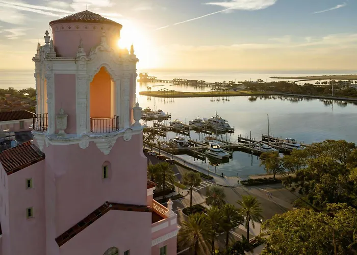The Vinoy Resort & Golf Club, Autograph Collection