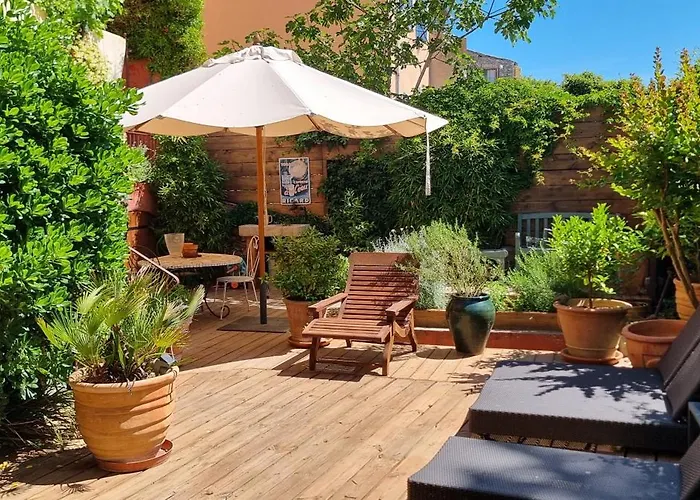Le Belvédère - Chambres d'hôtes de charme et Restaurant Flassans-sur-Issole