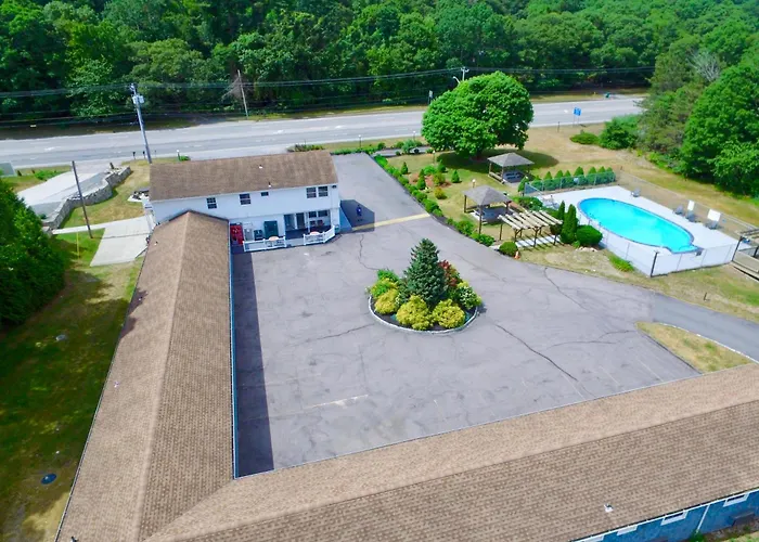 Aquastar Inn