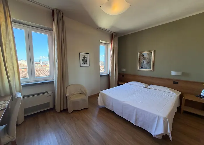 Hotel Lux