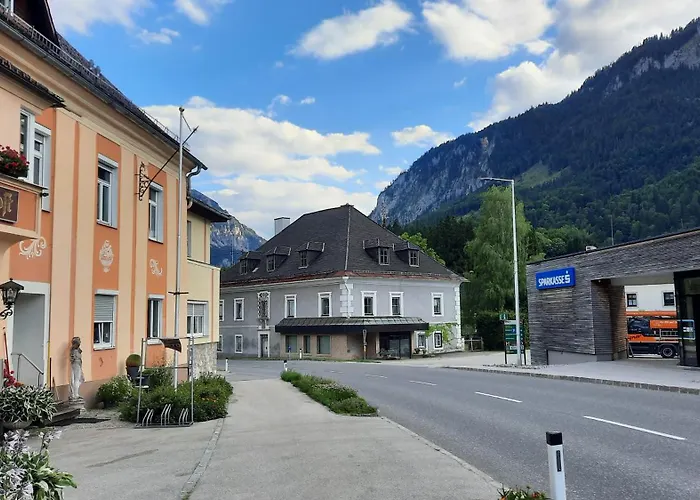 Gästehaus zur Post - Heritage Inn