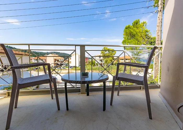 Nikiana Sailing Beach Club
