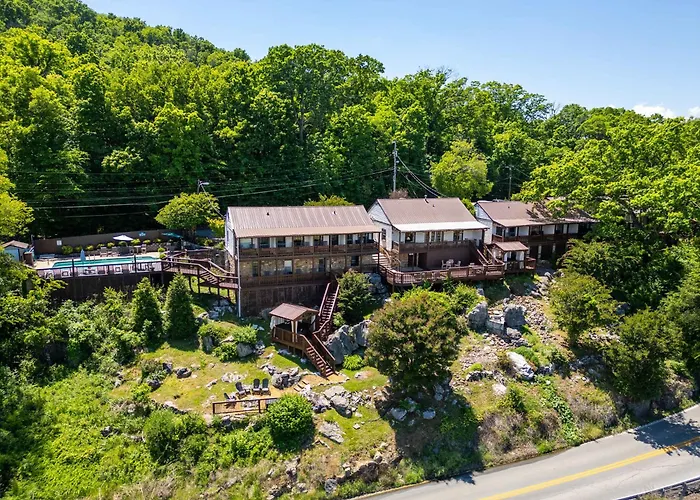 Historic Riverview Inn Seven