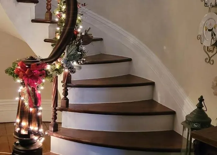 Lexington House Bed And Breakfast