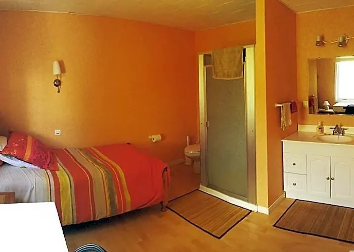 Chez Marie Jo Bed & Breakfast Saint-Pierre