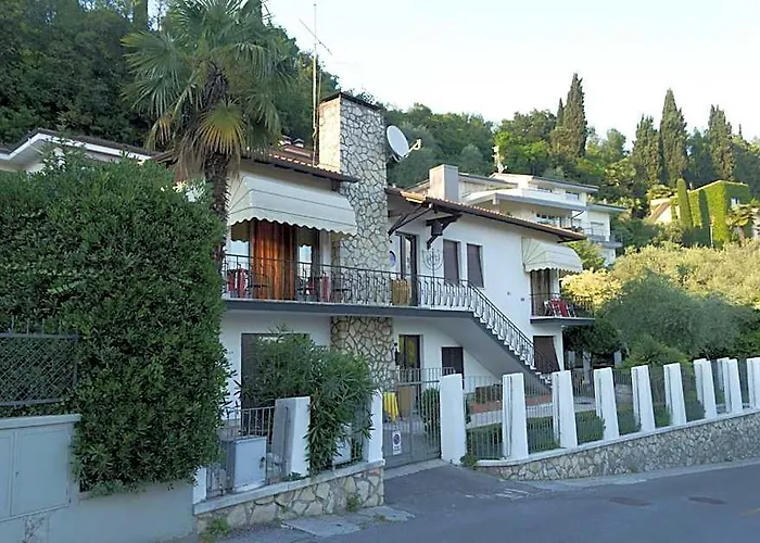 Guest House Villa De Ros Salò