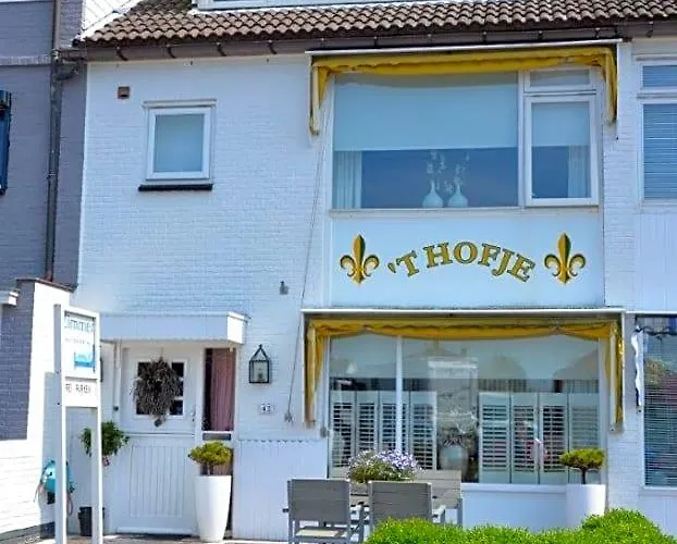 't Hofje 350 Meter Van Het