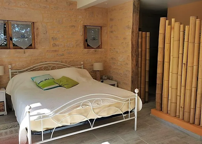 Bed and Breakfast Aux fontaines d'Eyvigues à Eyvignes-et-Eybenes