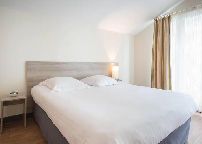 Zenitude Hôtel-Résidences Les Portes de l'Océan