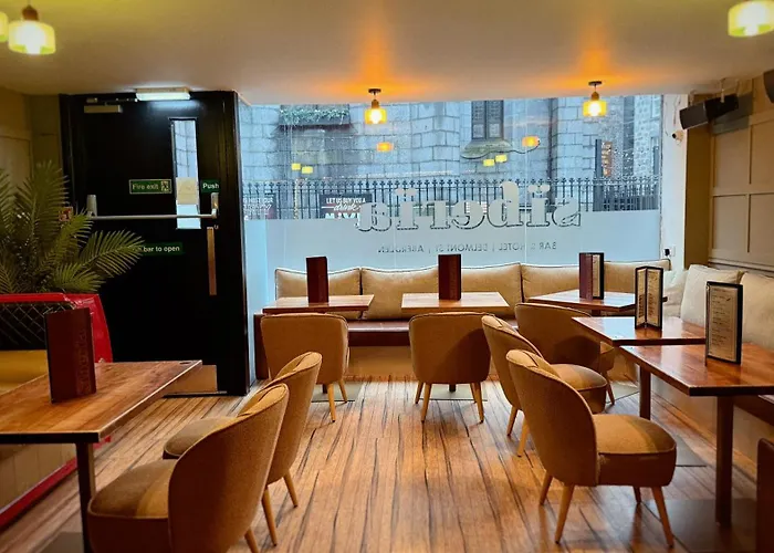 Siberia Bar & Hotel