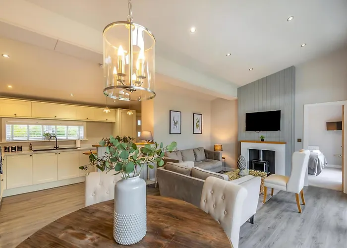 Woodhall Country Park Lodges