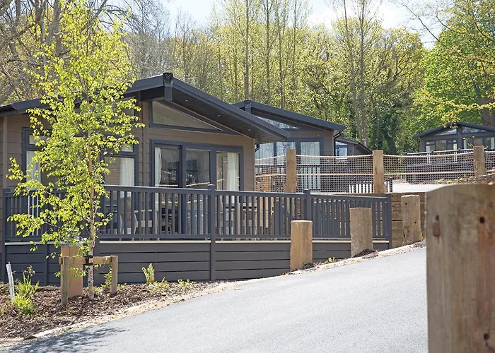 Woodside Bay Lodge Retreat