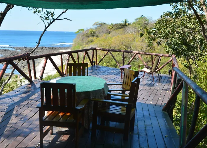 Treetops Inn