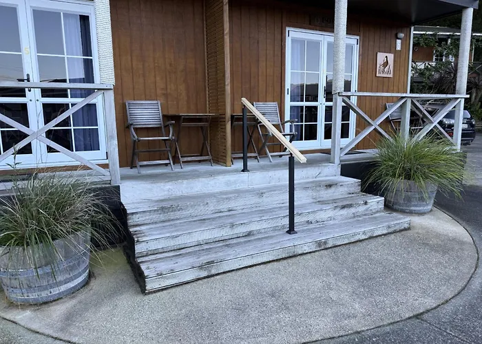 Anchor Lodge Motel