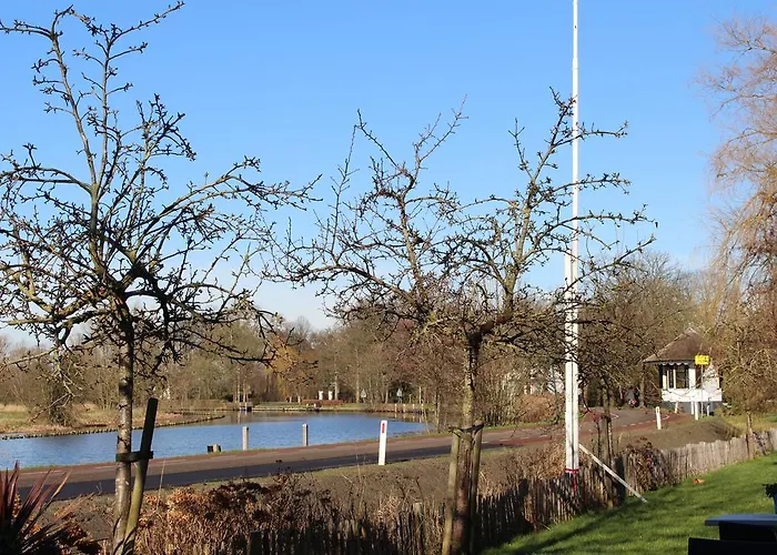 The Riverside Logies & Restaurant Maarssen