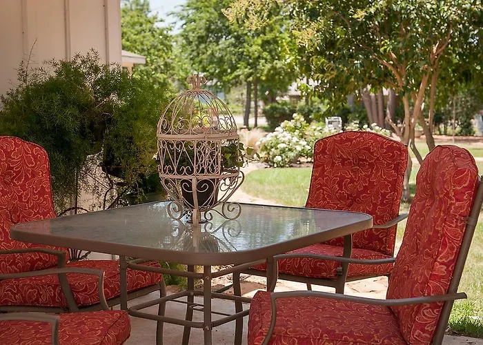 Sandstone Street Bed And Breakfast Llano