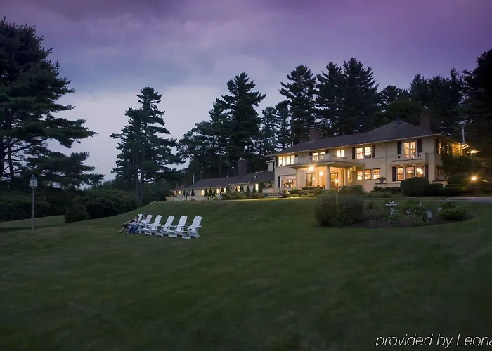 Manor On Golden Pond