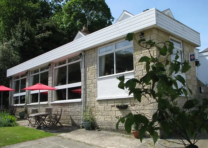 Victoria Lodge