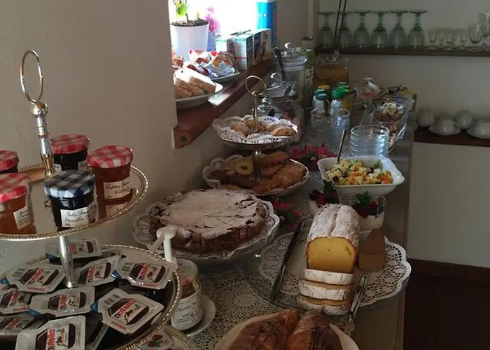 Bed and Breakfast Relais Castei Del Garda Garda 