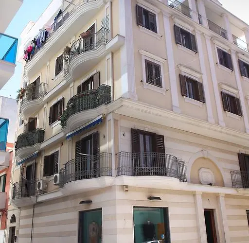 Napolitano Palace Margherita Di Savoia