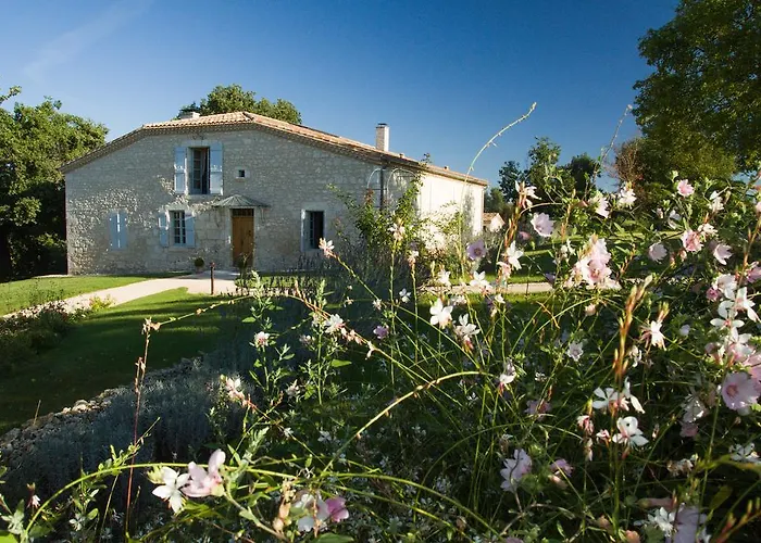 Chambres d'hôtes Domaine de Nazère Avezan